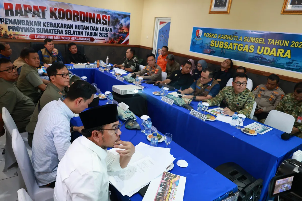 NPB Uji Efektivitas Dry Ice, Upaya Picu Hujan untuk Padamkan Karhutla di Sumsel